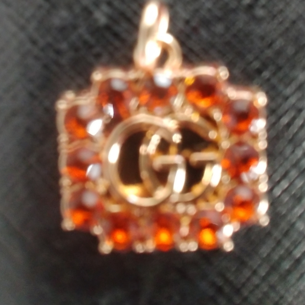 Gucci Elegant Gold and Orange Pendant - Picture 1 of 6